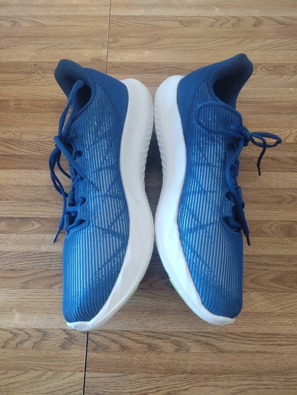 Men's Under Armour 3026999-403 Speed Swift Size 15 Running Shoes. - Picture 5 of 8